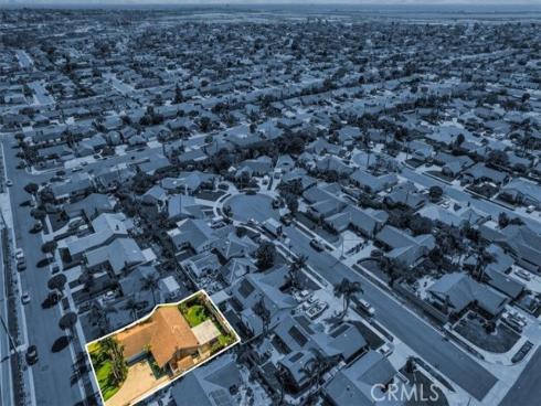 17711 Edwards , Huntington Beach, CA