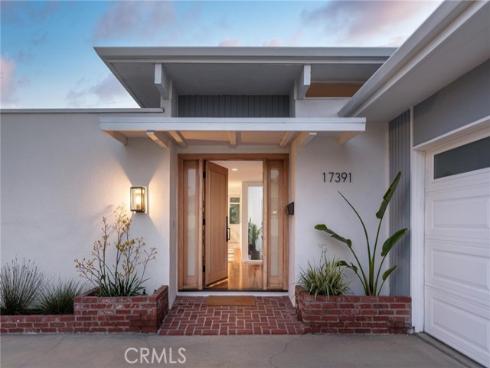 17391 Alta Vista Circle, Huntington Beach, CA