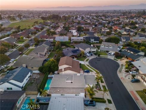 17391 Alta Vista Circle, Huntington Beach, CA