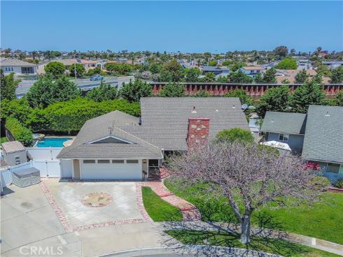 5511 Wendy Circle, Huntington Beach, CA