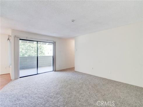 8777 Coral Springs 11H Court, Huntington Beach, CA