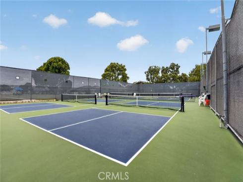 8777  Coral Springs  11H  Court, Huntington Beach, CA
