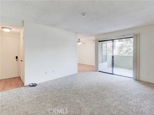 8777 Coral Springs 11H Court, Huntington Beach, CA