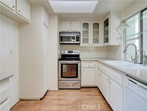 8777 Coral Springs 11H Court, Huntington Beach, CA
