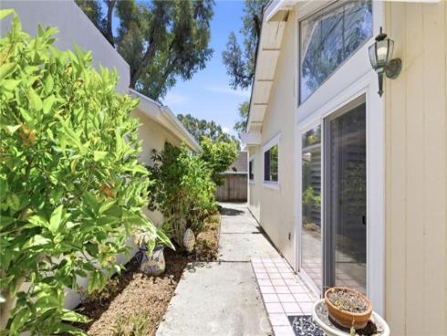 8332 Padrino , Huntington Beach, CA