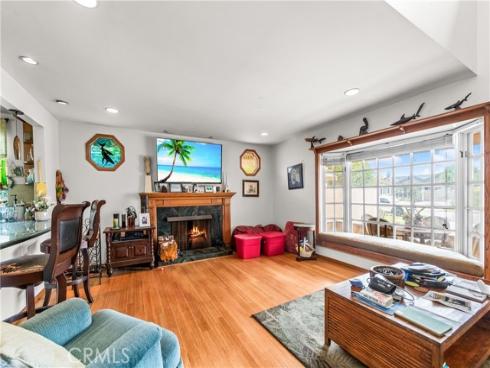 21661  Kaneohe  , Huntington Beach, CA