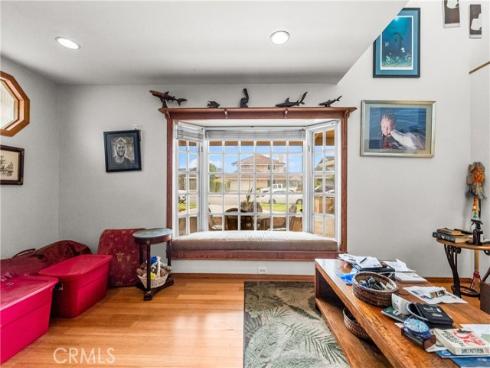 21661  Kaneohe  , Huntington Beach, CA