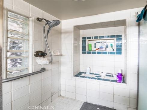 21661  Kaneohe  , Huntington Beach, CA
