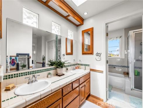 21661  Kaneohe  , Huntington Beach, CA