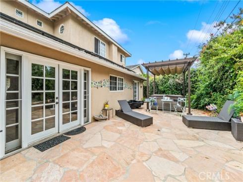 21661  Kaneohe  , Huntington Beach, CA