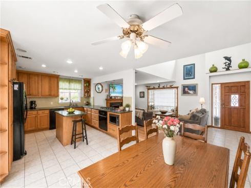 21661  Kaneohe  , Huntington Beach, CA