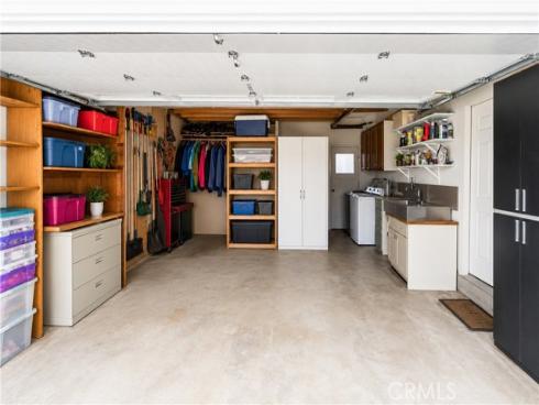 21661  Kaneohe  , Huntington Beach, CA