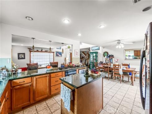 21661  Kaneohe  , Huntington Beach, CA