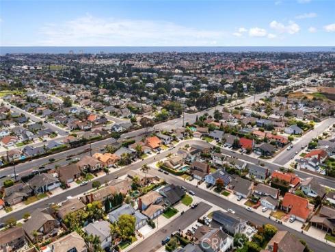 8412 Velvet Circle, Huntington Beach, CA