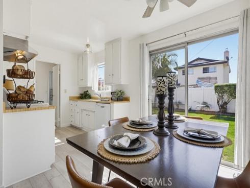 15852 Tullow , Huntington Beach, CA