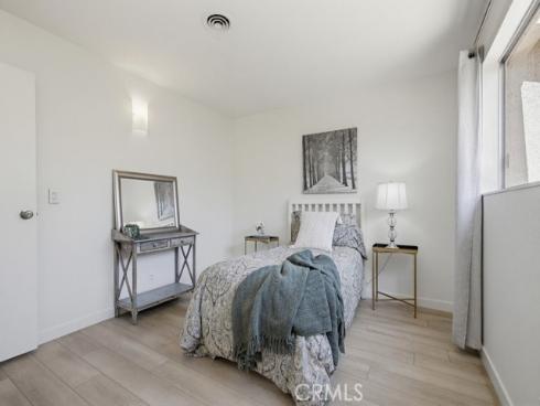 15852 Tullow , Huntington Beach, CA