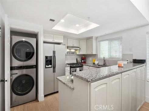 4561 Warner , Huntington Beach, CA