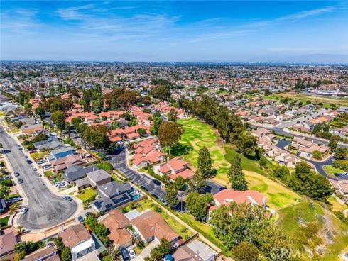 8391 Mapledale Lane, Huntington Beach, CA
