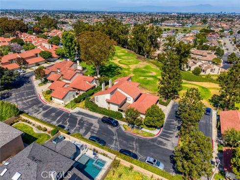 8391 Mapledale Lane, Huntington Beach, CA