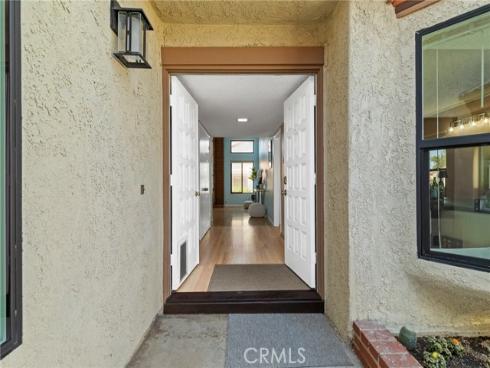 8391 Mapledale Lane, Huntington Beach, CA