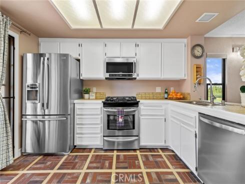 8391 Mapledale Lane, Huntington Beach, CA