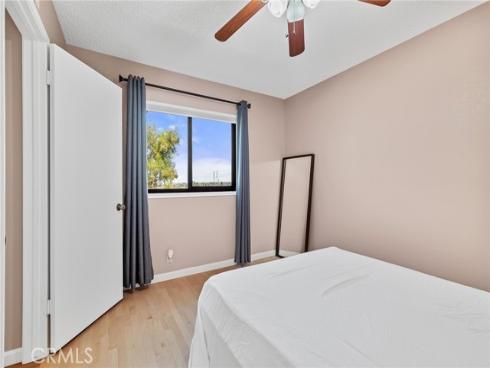 8391 Mapledale Lane, Huntington Beach, CA