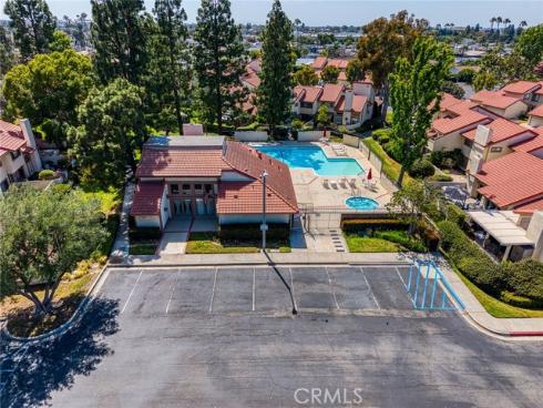 8391 Mapledale Lane, Huntington Beach, CA