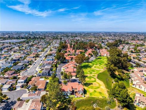 8391 Mapledale Lane, Huntington Beach, CA