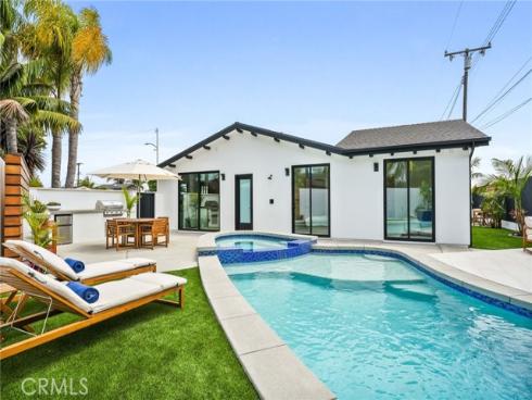 19261 Waterbury , Huntington Beach, CA