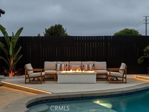 19261  Waterbury  , Huntington Beach, CA