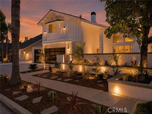 4232 Pierson Drive, Huntington Beach, CA