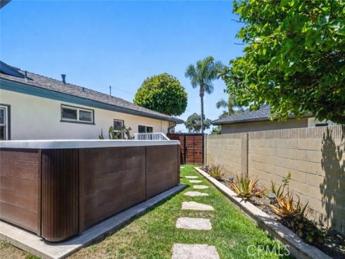 6232 Kimberly Drive, Huntington Beach, CA