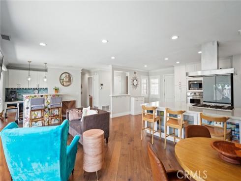 5471 Meadowlark Drive, Huntington Beach, CA