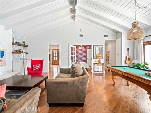 5471 Meadowlark Drive, Huntington Beach, CA