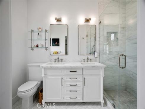 5471 Meadowlark Drive, Huntington Beach, CA