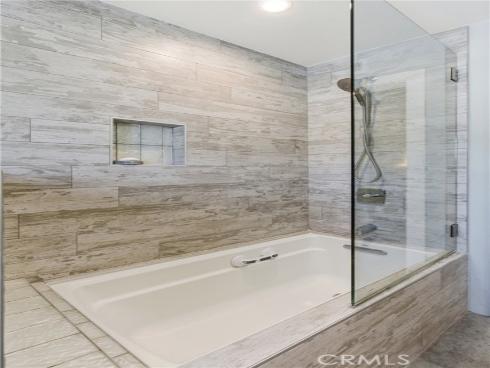 21114 Windchild , Huntington Beach, CA