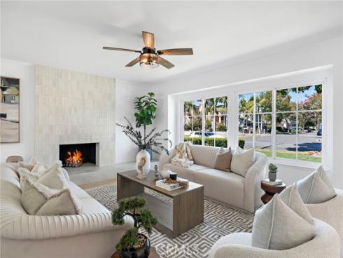 21891 Starfire Lane, Huntington Beach, CA