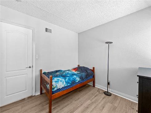 5921 Chinook Drive, Huntington Beach, CA