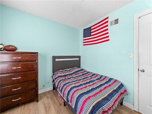 5921 Chinook Drive, Huntington Beach, CA