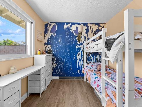 5921 Chinook Drive, Huntington Beach, CA