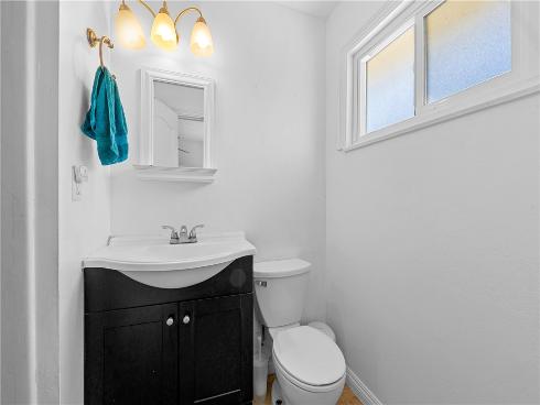 5921 Chinook Drive, Huntington Beach, CA