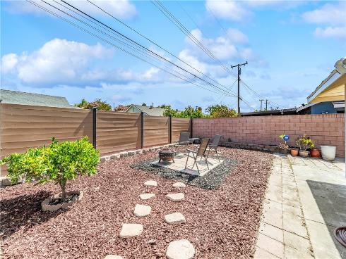 5921 Chinook Drive, Huntington Beach, CA