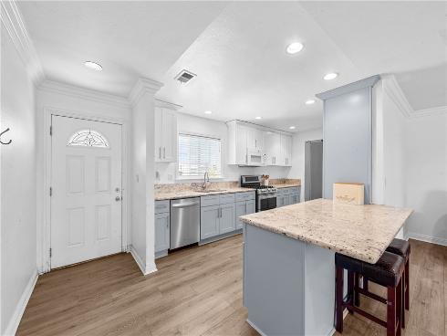 5921 Chinook Drive, Huntington Beach, CA