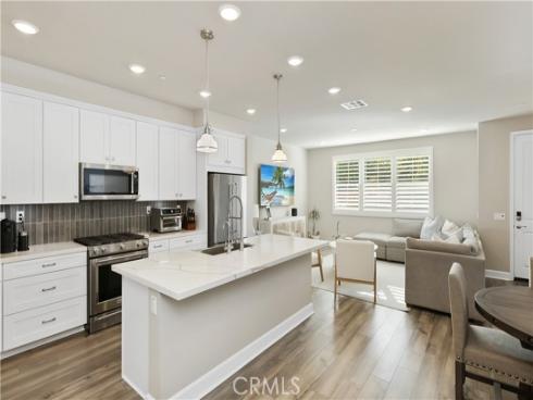 19239 Tideline Court, Huntington Beach, CA