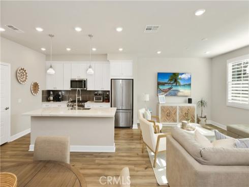 19239 Tideline Court, Huntington Beach, CA