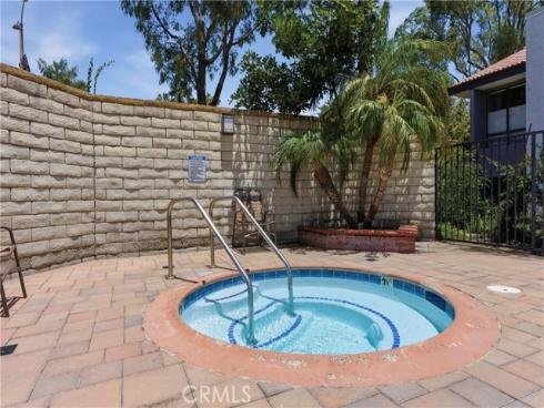 215 Wichita 406 , Huntington Beach, CA