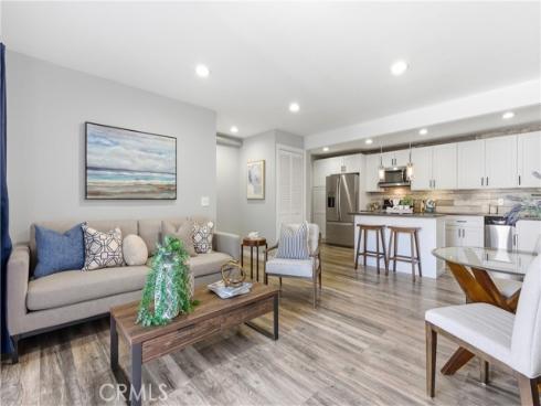 215 Wichita , Huntington Beach, CA