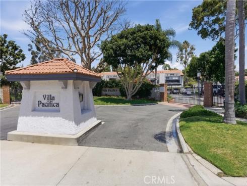 215 Wichita , Huntington Beach, CA