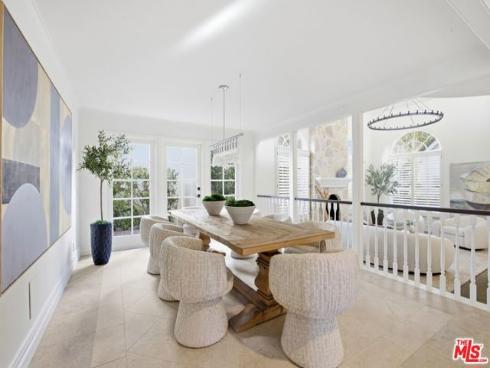 19382 Woodlands Drive, Huntington Beach, CA