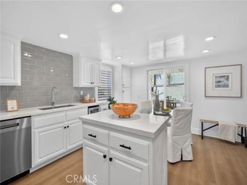 1301 Lakeside Lane, Huntington Beach, CA